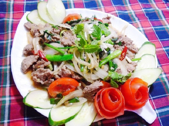 thịt ba chỉ bò mỹ xào