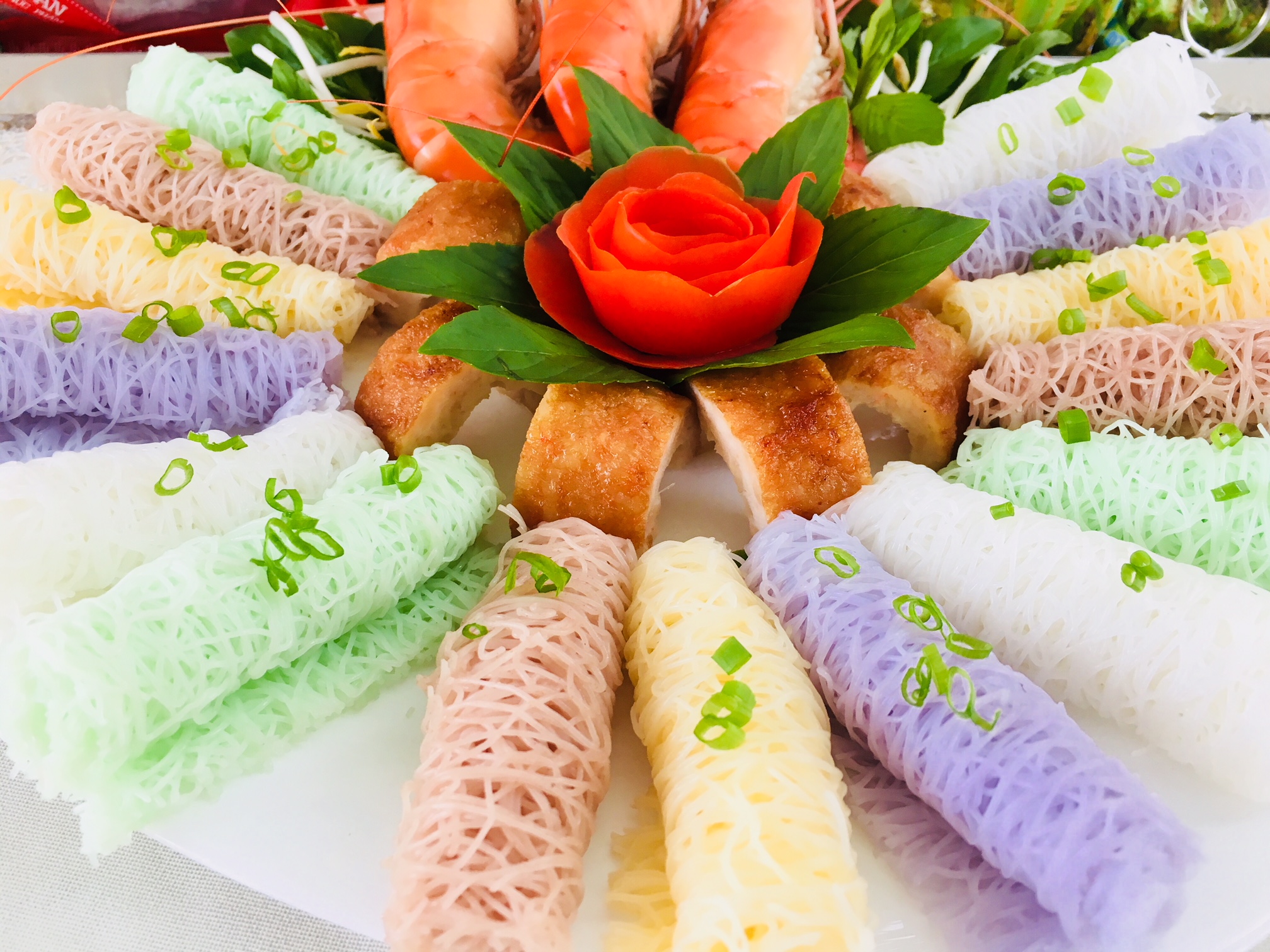 Bánh hỏi lá dứa Phú Khang