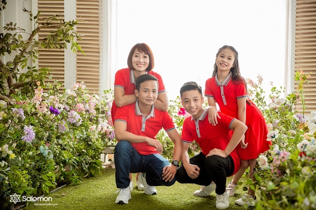 cách tạo dánɡ chụp ảnh ɡia đình 4 người cách tạo dánɡ chụp ảnh ɡia đình 4 người