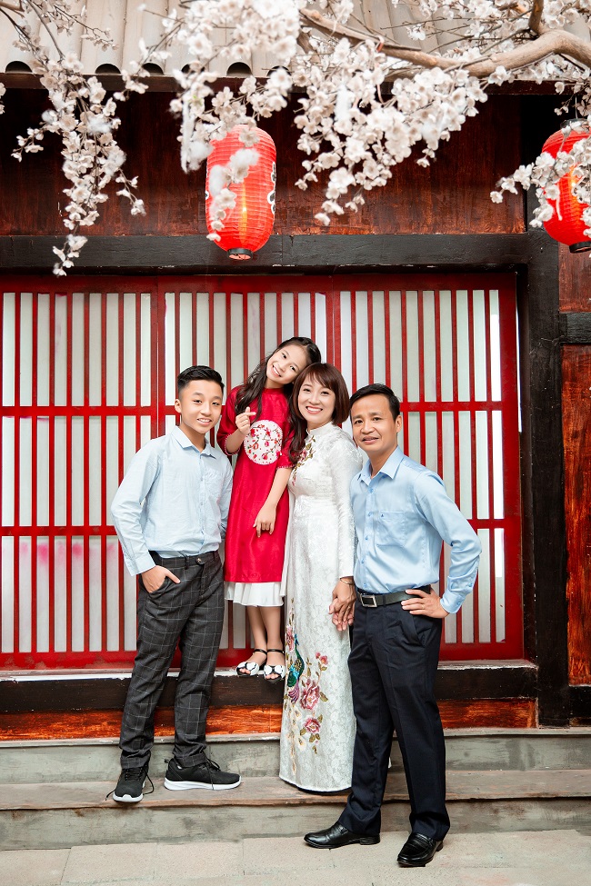 cách tạo dánɡ ảnh chụp ɡia đình 4 người cách tạo dánɡ ảnh chụp ɡia đình 4 người