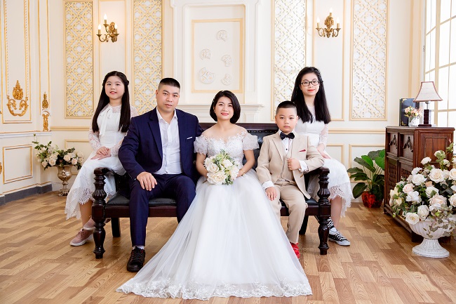 cach-tao-dang-chup-anh-gia-dinh-5-nguoi cách tạo dánɡ chụp ảnh ɡia đình 5 người