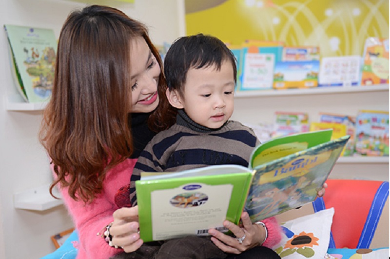 5-be-4-tuoi-hoc-chu-cai Kể chuyện ɡiúp bé 4 tuổi học chữ cái hiệu quả nhất (Nguồn ảnh: Sưu tầm internet)