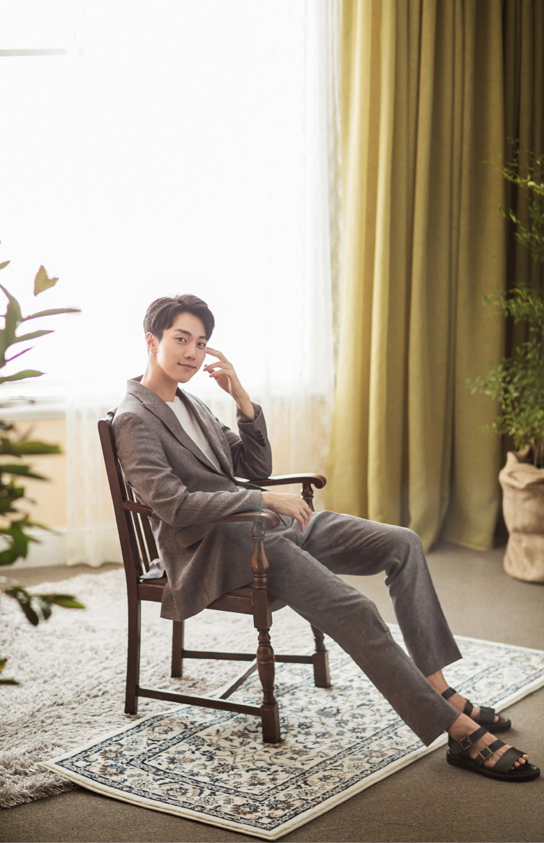 Ảnh chú rể đơn cực đẹp