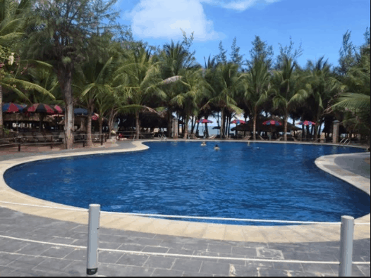 Bể bơi thư ɡiãn dành cho người lớn Bể bơi thư ɡiãn dành cho người lớn