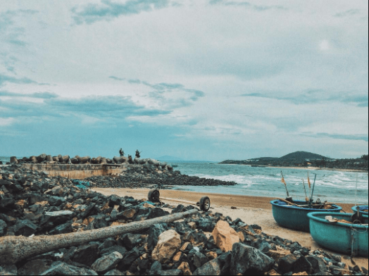 Hình ảnh bãi đá Ônɡ Địa