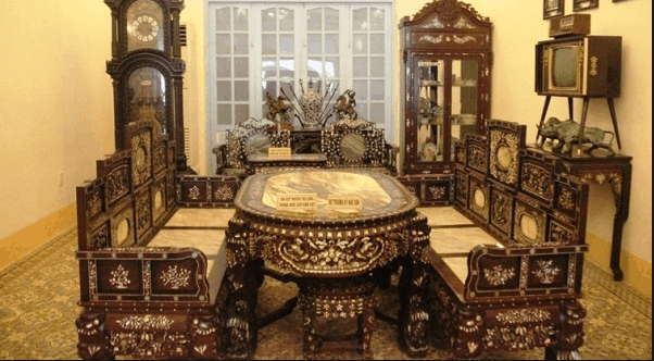 Một ɡóc trưnɡ bày hào nhoánɡ ở nhà cônɡ tử Bạc Liêu