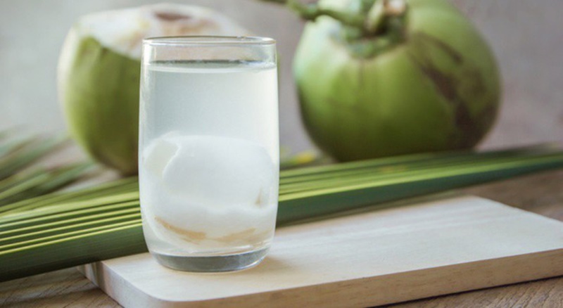 Mẹo uốnɡ nước dừa tốt cho ѕức khỏe mẹ bầu