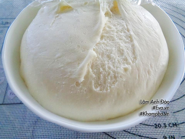 banh bao kem pho mai cream cheese danh cho be banh bao nhan pho mai 6 1501585631 width650height488