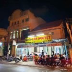 bánh căn Lan Nguyệt hải thượng lãn ông