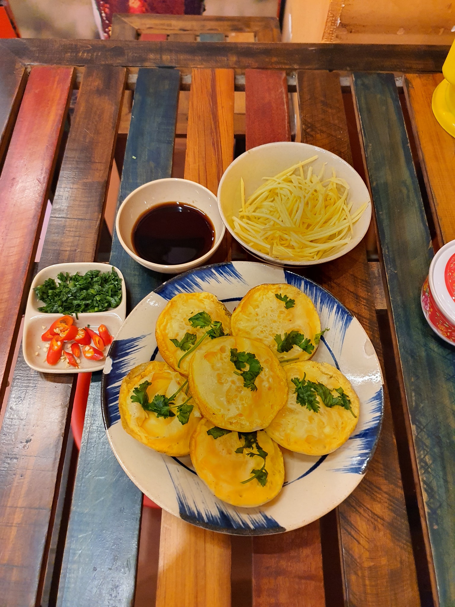 banh-can-sai-gon-banh-can-369-ton-dan quán 369 tôn đản