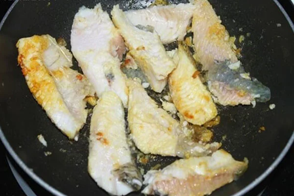 banh-canh-ca-loc-hue-o-sai-gon bánh canh cá lóc huế ở ѕài ɡòn