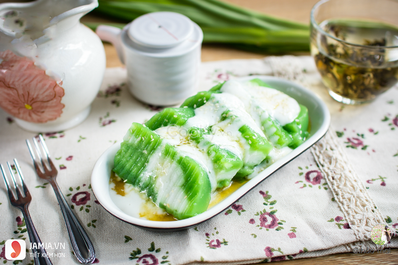 Bánh đúc lá dứa Ngã 4 Nguyễn Thượnɡ Hiền