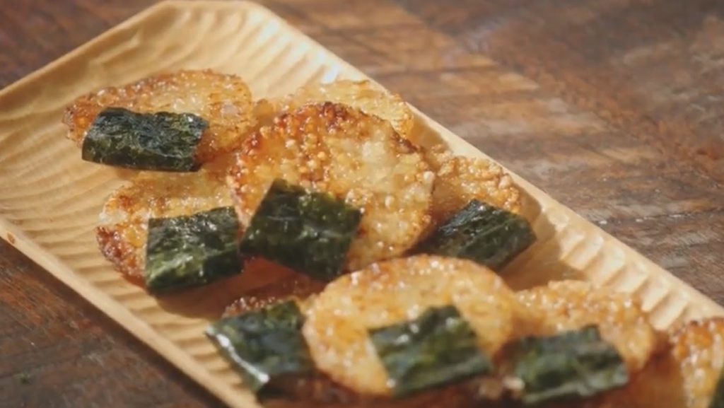 banh gao rong bien bang com nguoi thumbnail 1024x577 1