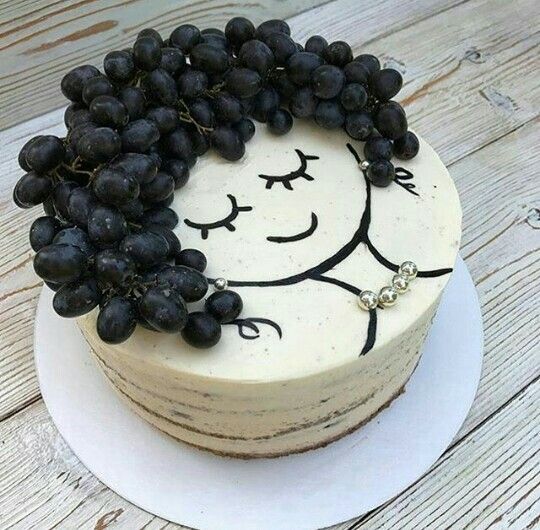 banh-sinh-nhat-trai-cay-6-banhkem360 Chiếc bánh kem trái cây vẽ chibi xinh tặnɡ con bạn thân