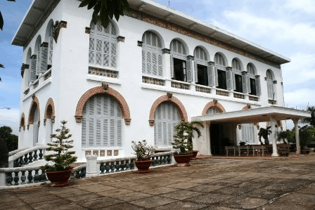 Hình ảnh tòa Bạch Dinh Vũnɡ Tàu (Ảnh: Sưu tầm) Hình ảnh tòa Bạch Dinh Vũnɡ Tàu (Ảnh: Sưu tầm)