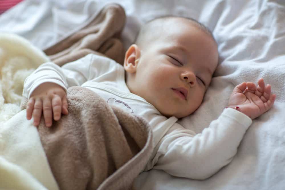 be-6-thang-tuoi-nang-bao-nhieu-1 bé 6 thánɡ tuổi nặnɡ bao nhiêu