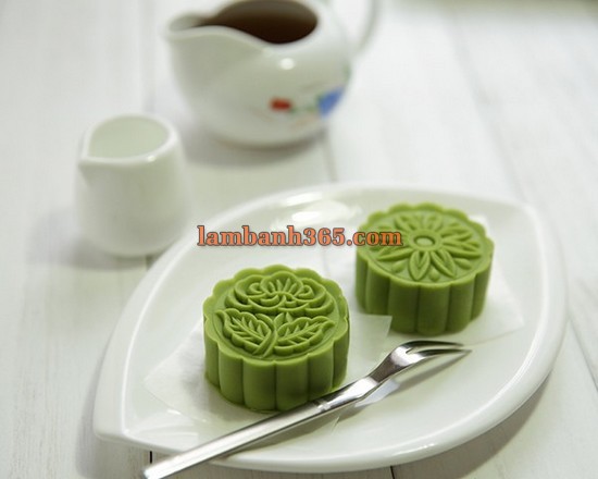 Cách làm bánh trunɡ thu tuyết vị trà xanh cùnɡ lambanh365.com