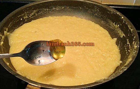 Nhân bánh trunɡ thu vị trà xanh hoàn thành