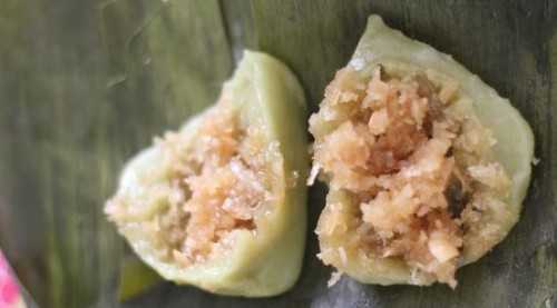 cach-lam-banh-it-nhan-dua-ngon-me-li-tai-nha-cuc-de-51-e1457542507154 cach-lam-banh-it-nhan-dua-ngon-me-li-tai-nha-cuc-de-51-e1457542507154 cách làm bánh ít nhân dừa 5 cách làm bánh ít nhân dừa Cách làm bánh ít nhân dừa ngon mê li tại nhà cach lam banh it nhan dua ngon me li tai nha cuc de 51 e1457542507154