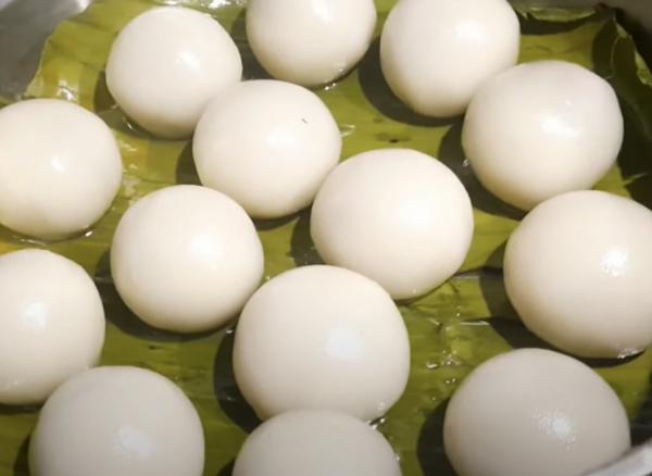 Làm bánh ít trần