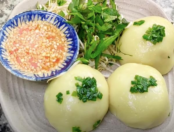 Bánh ít nhân tôm thịt