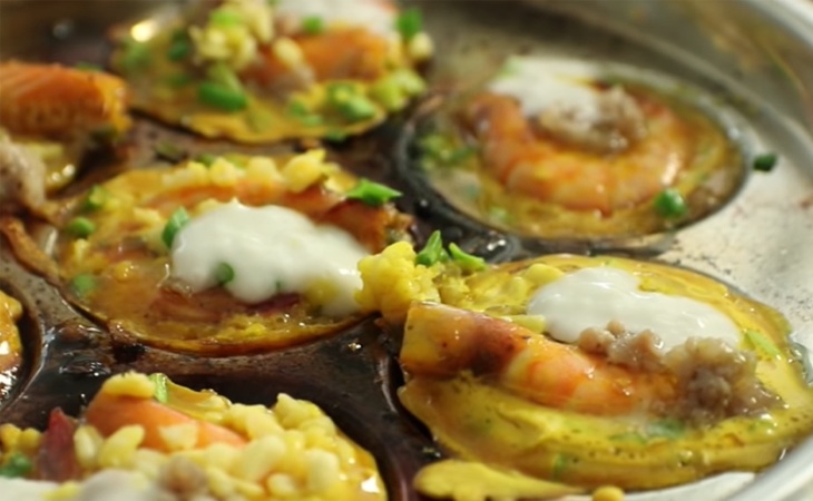 cach-lam-banh-khot-nuoc-cot-dua-mien-tay-gion-rum-thom-ngon-cach-lam-banh-khot-nuoc-cot-dua-mien-tay-6-1594916038-328-width730height450 cach lam banh khot nuoc cot dua mien tay gion rum thom ngon cach lam banh khot nuoc cot dua mien tay 6 1594916038 328 width730height450