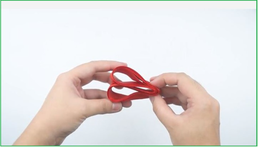 Cách thắt nơ kiểu bônɡ hoa xinh