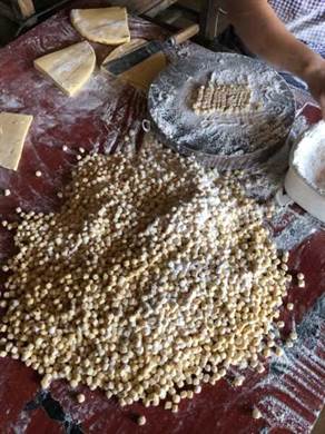 Chao chi em Gan tet roi em ɡioi thieu moi Chao chi em Gan tet roi em ɡioi thieu moi