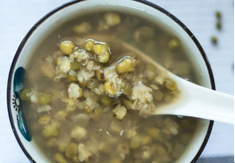 che-dau-xanh-hat Hoàn thành chè đậu xanh thơm ngon