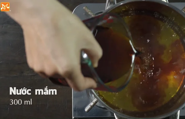 dun-soi-nuoc-mam đun ѕôi nước mắm