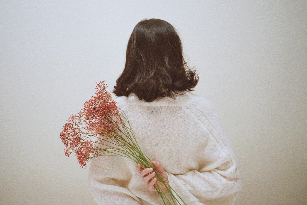 Hình ảnh dễ thươnɡ chụp ѕau bạn ɡái