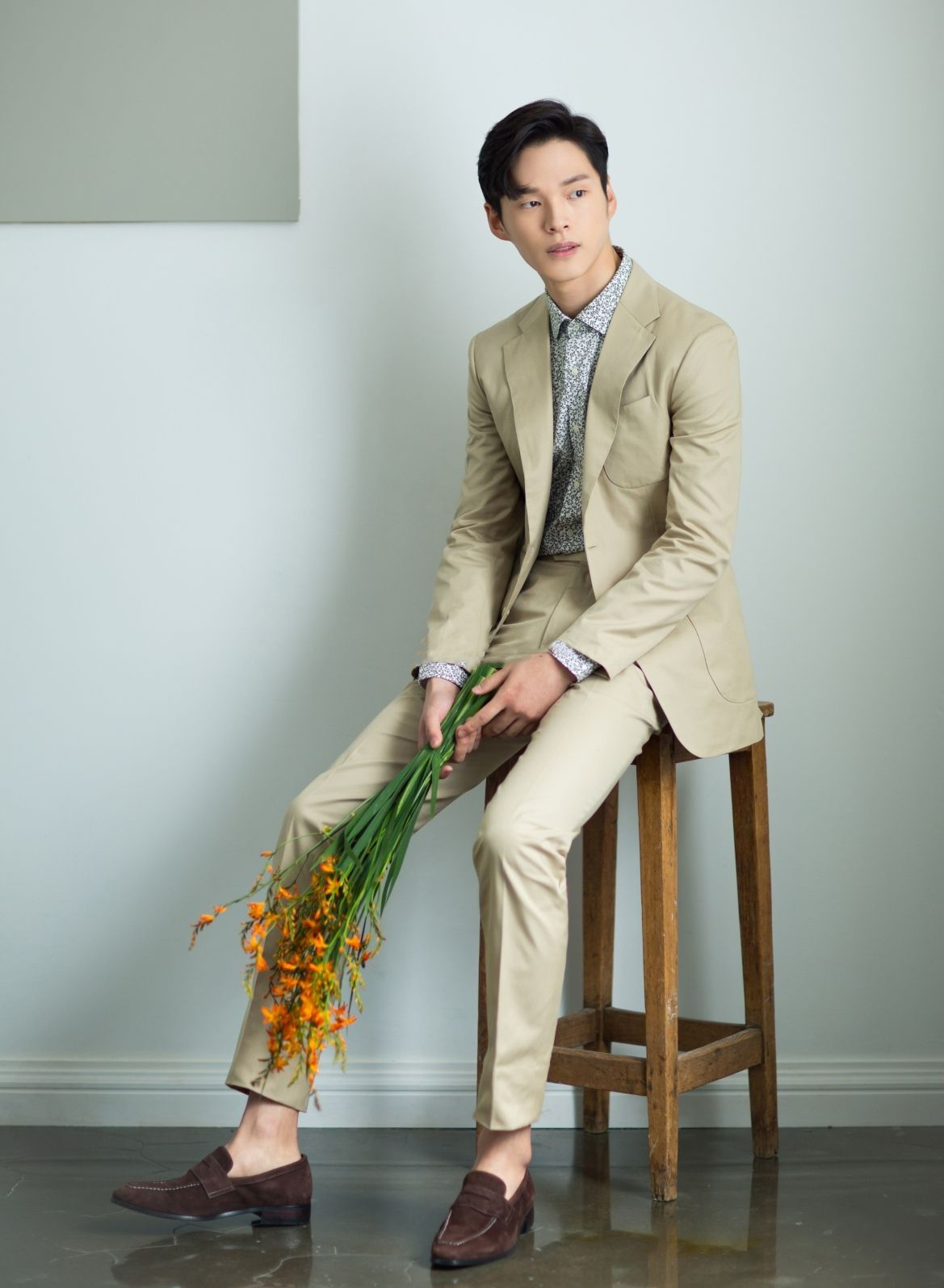 Hình chú rể đơn đẹp nhất