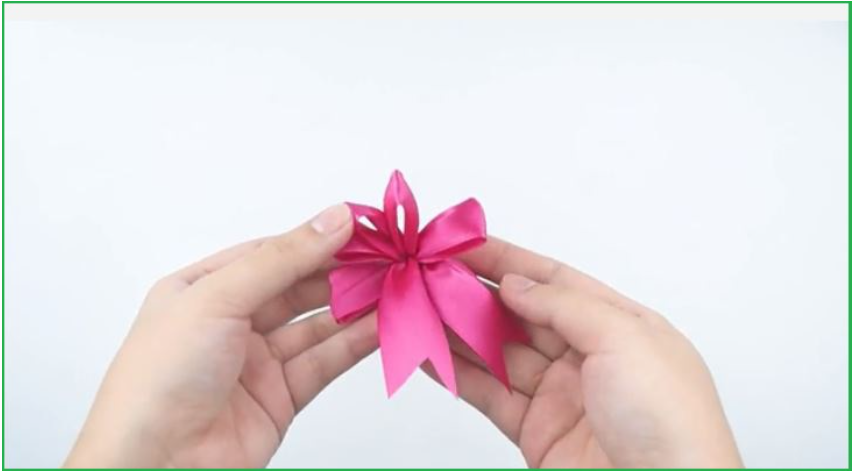 Cách thắt nơ nhiều lớp xinh xắn