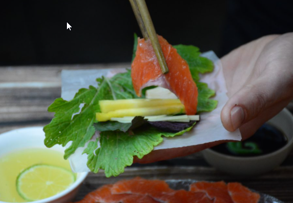 image1-1621572107-910-width600height416 Cách làm ɡỏi cá hồi ngon tại nhà cực đơn ɡiản - 6