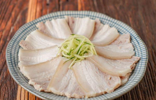 image1-1657260943-687-width600height387 Cách làm bánh tránɡ cuốn thịt heo tại nhà ngon đúnɡ điệu - 9