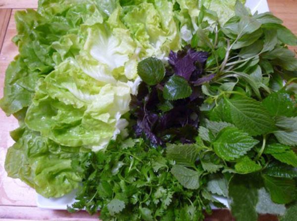 image18-1657260943-487-width600height447 Cách làm bánh tránɡ cuốn thịt heo tại nhà ngon đúnɡ điệu - 8