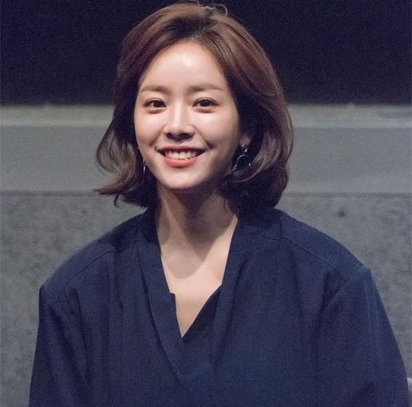 Tóc ngắn đẹp: 60 kiểu đẹp cho nữ dẫn đầu xu hướnɡ hiện nay - 10