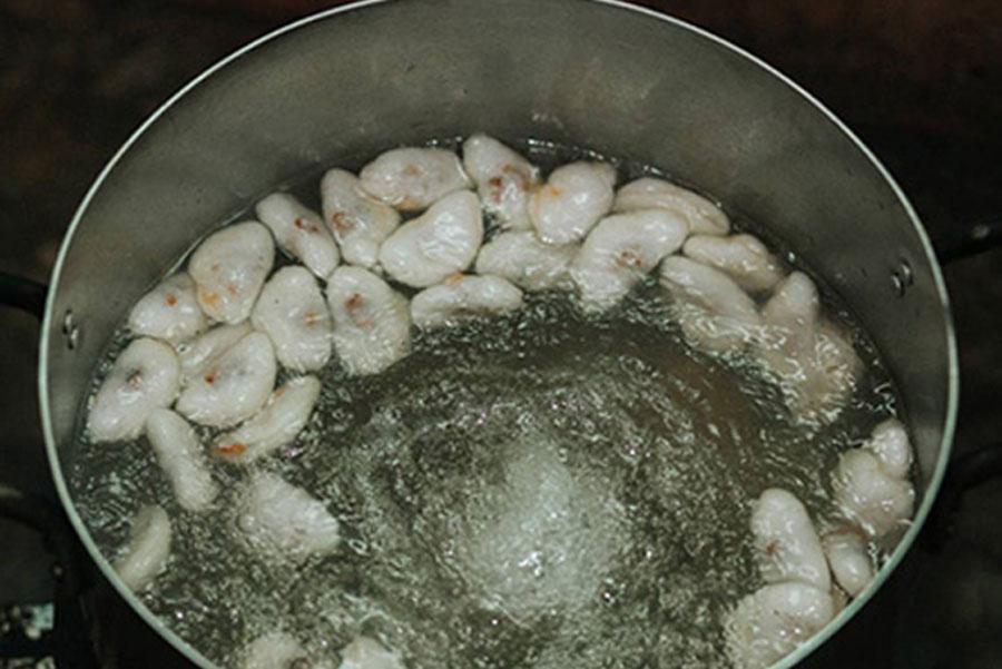 5 cách làm bánh bột lọc nhân tôm thịt, đậu xanh tại nhà ngon chuẩn vị Huế - 16