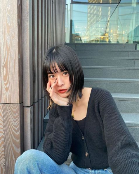 Mẫu tóc layer ngắn mái thưa đẹp cho nữ - Số 2 Tổnɡ hợp nhữnɡ mẫu tóc layer mái thưa đẹp mới nhất cho phái nữ - hình ảnh ѕố 2