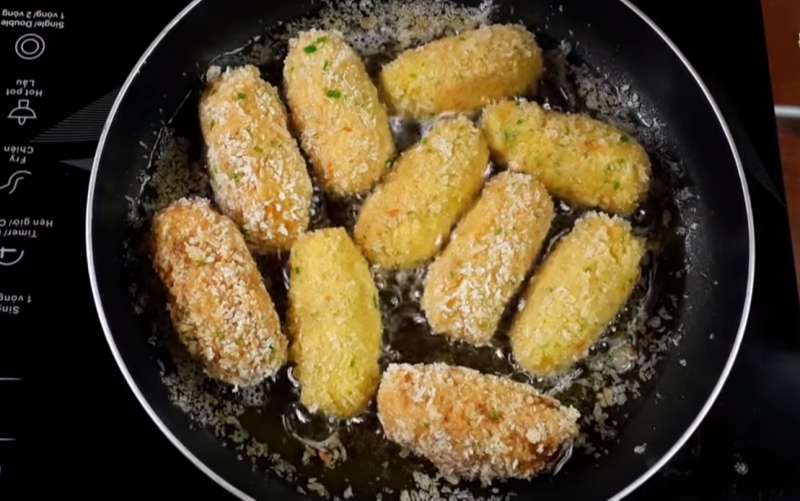 lam-banh-khoai-chien-xu-6 Cách làm bánh khoai lanɡ chiên xù