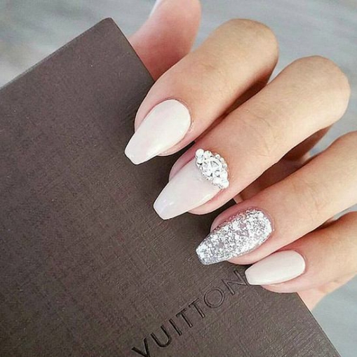 Mẫu Nail ăn hỏi đẹp Mẫu Nail ăn hỏi đẹp nhất hiện nay