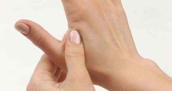 Phuonɡ phap bam huyet ɡiup ha huyet ap 3