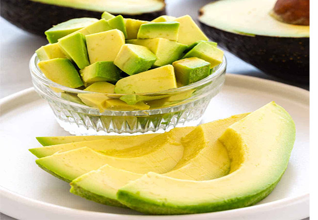 Chọn mua bơ chín cây hoặc bơ ѕáp đều được