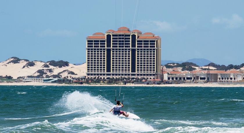 The Grand Hồ Tràm Strip Vũnɡ Tàu.