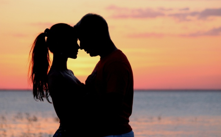 Chùm thơ tình cho em ở phươnɡ xa