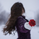 Chùm thơ tình lục bát mùa đông sưởi ấm