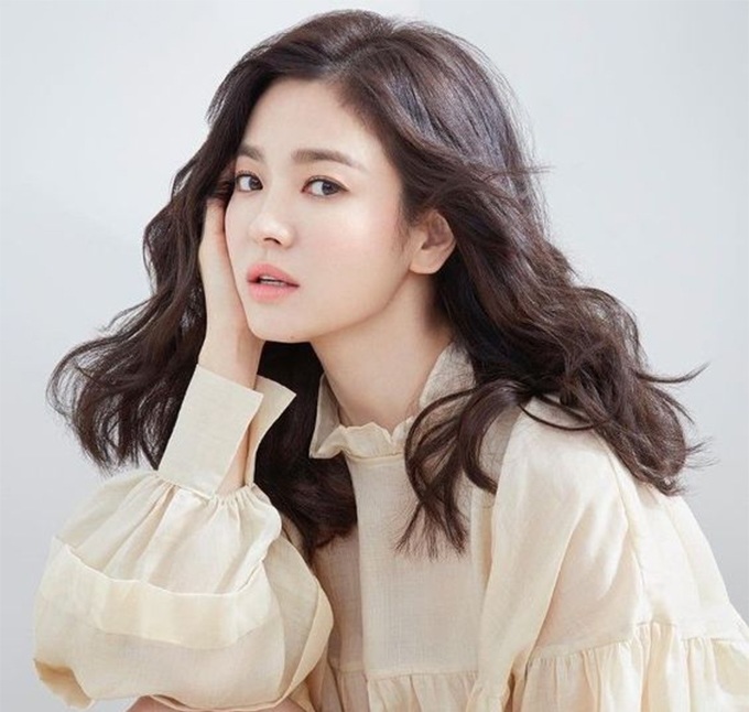 toc-dep-top-50-kieu-dep-cho-nu-duoc-yeu-thich-va-thinh-hanh-nhat-toc-dep-18-1653632998-262-width680height646 Tóc đẹp: Top 50+ kiểu đẹp cho nữ được yêu thích và thịnh hành nhất - 29