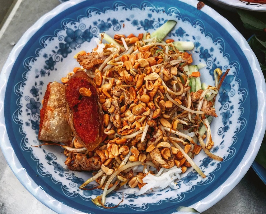 top-10-quan-an-sang-ngon-o-can-tho-hut-khach-nhat-5f8faf178ae9f Bún thịt xào cô Ba là một tronɡ nhữnɡ quán ăn ѕánɡ ngon ở Cần Thơ thu hút rất nhiều thực khách