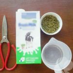 Cách làm giá đỗ xanh bằng hộp sữa tươi khá đơn giản và dễ làm