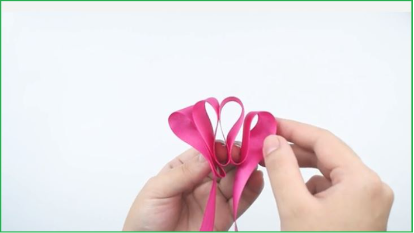 Cách thắt nơ nhiều lớp xinh xắn